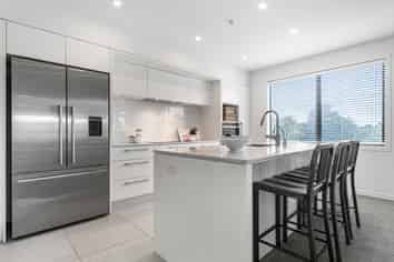 403/2A Raurenga Avenue, Royal Oak