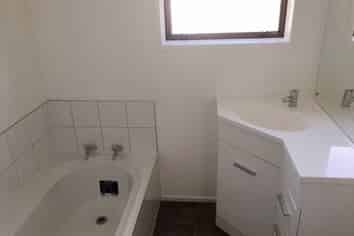 2B SHEEHAN ROAD, Te Atatu South