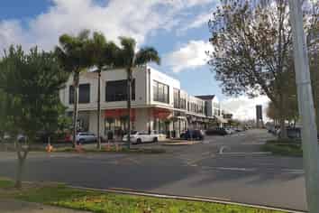Corner office in Botany Junction