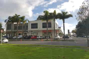 Corner office in Botany Junction