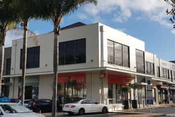 194sqm corner office in Botany Junction