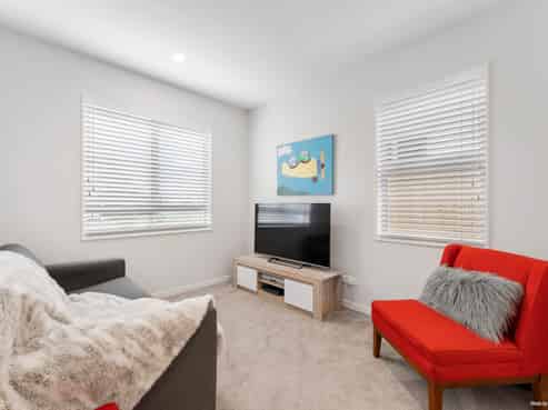 27 Kokowai Parade, Hobsonville