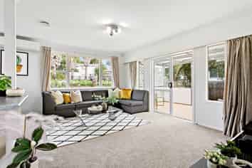 51 Lauderdale Road, Birkdale