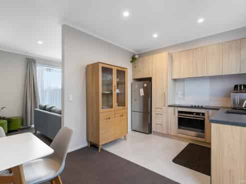 2 Uku Lane, Hobsonville