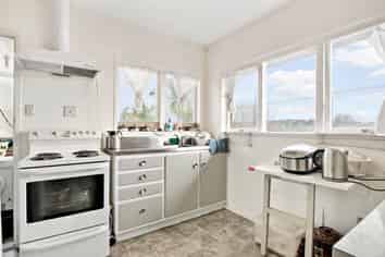 1/51 College Road, Northcote