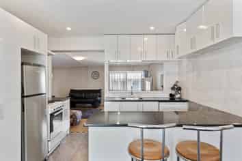 2/234 Church Street, Onehunga