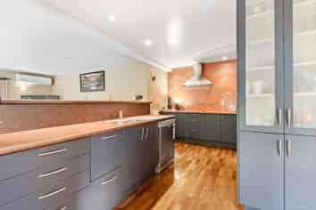 39 West Harbour Drive, West Harbour