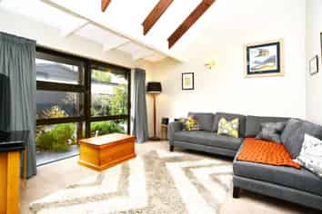 46 Bishopsworth Street, Hillsborough