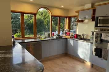 869 Ashworths Road, Sefton