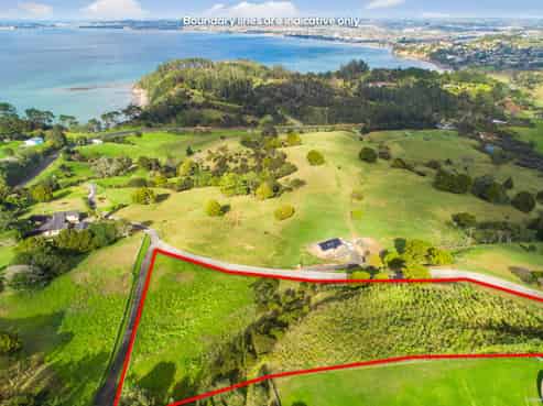 997 Hibiscus Coast Highway, Hatfields Beach