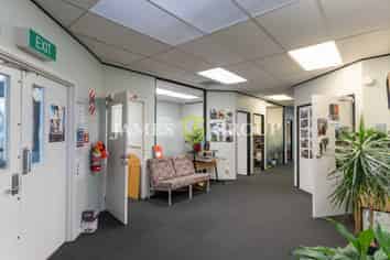 Tidy Office in Prime Grey Lynn | 13 CPs