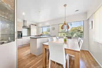 62 Gloria Avenue, Te Atatu Peninsula