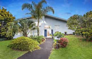 62 Gloria Avenue, Te Atatu Peninsula