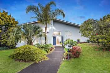 62 Gloria Avenue, Te Atatu Peninsula