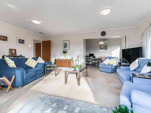 50 Mayfair Cres, Mairangi Bay