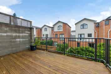 9/172 McLeod Road, Te Atatu South