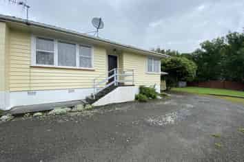 2/44 Pitama Road, Awapuni