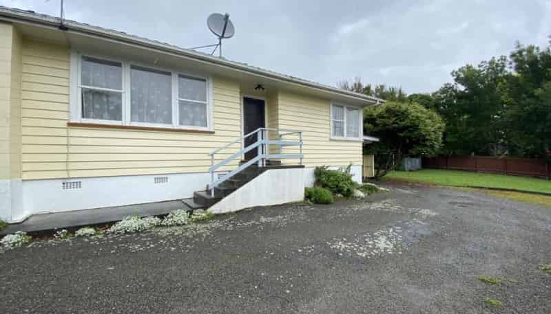 2/44 Pitama Road, Awapuni