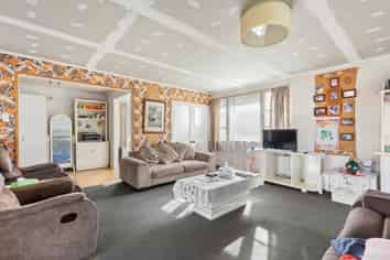 1406 Dominion Road, Mount Roskill