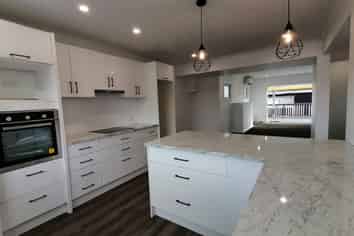 254 Coronation Avenue, Welbourn