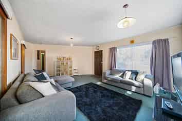 593 Massey Road, Mangere