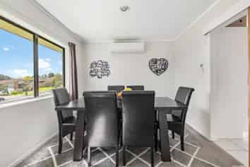 92 Aviemore Drive, Highland Park