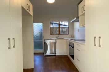 3/9 Fuchsia Place, Birkdale