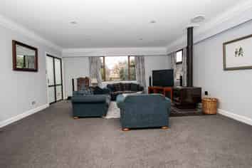 74 Raleigh Street, Leamington