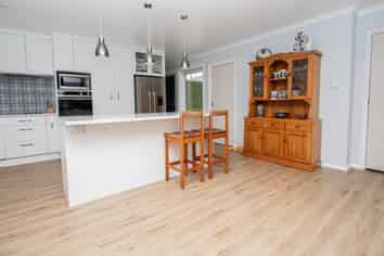 74 Raleigh Street, Leamington