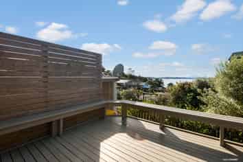 8A Mariners Grove, Algies Bay