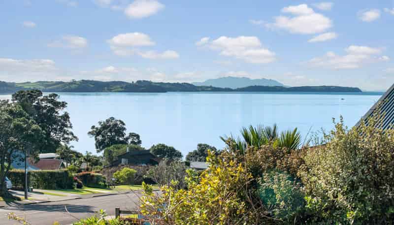 8A Mariners Grove, Algies Bay