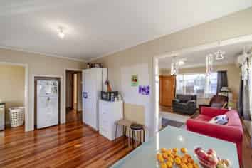 98 Riverbend Road, Maraenui