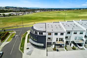 EXCELLENT LOCATION - BRAND NEW PREMISES