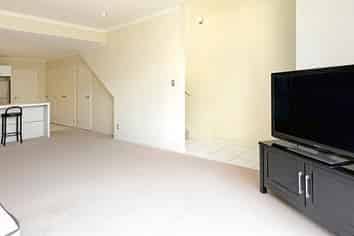 13 The Track, Takanini