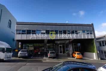 Straightforward Space in Eden Terrace