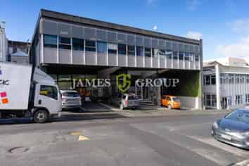 Tidy Office/Showroom + Roller Door