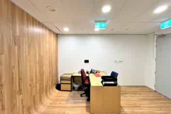 MOVE INTO A FITTED DOMINION ROAD OFFICE