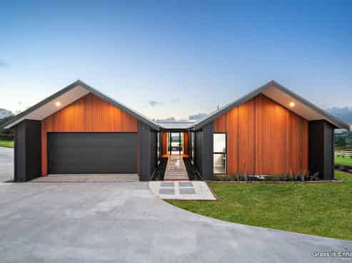 78 Mile Road, Bombay