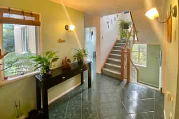 142 Kawaha Point Road, Kawaha Point