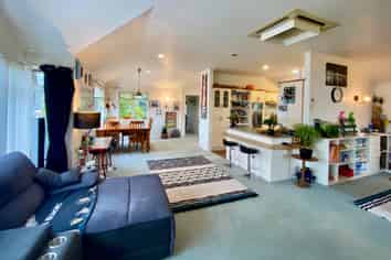 142 Kawaha Point Road, Kawaha Point