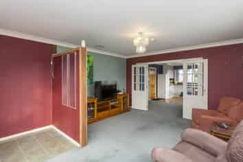 53 Hillside Drive, Maoribank