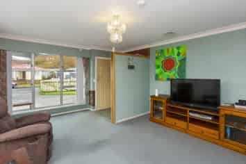 53 Hillside Drive, Maoribank