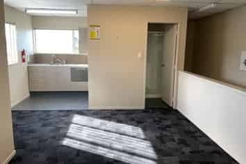 Roselands Shopping Centre Office/Retail