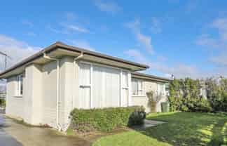 104 Derwent Crescent, Glengarry