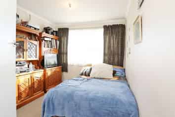 104 Derwent Crescent, Glengarry