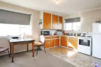 104 Derwent Crescent, Glengarry