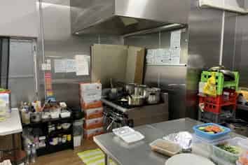 Cafe/Restaurant - Cheap Rent