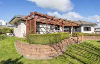 16 Stanley Drive, Lynmore