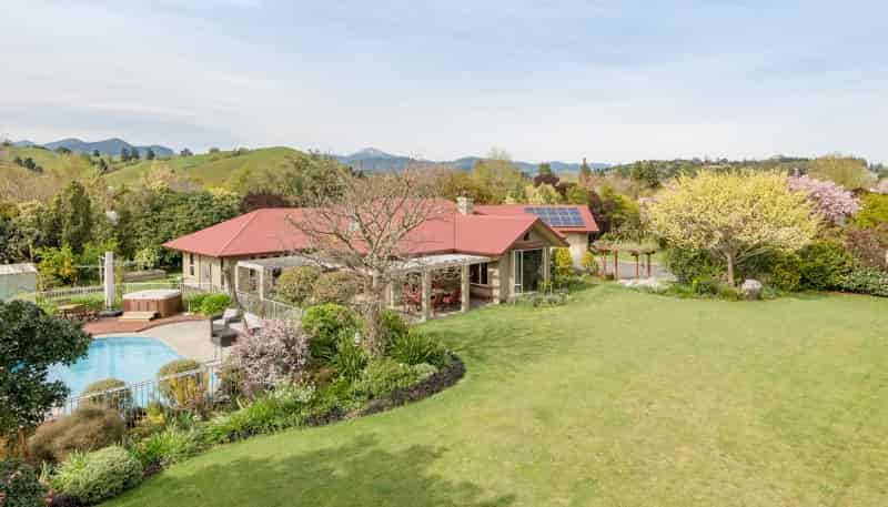 1F Lord Auckland Road, 