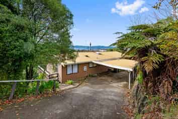 43 Mountain Road, Western Heights